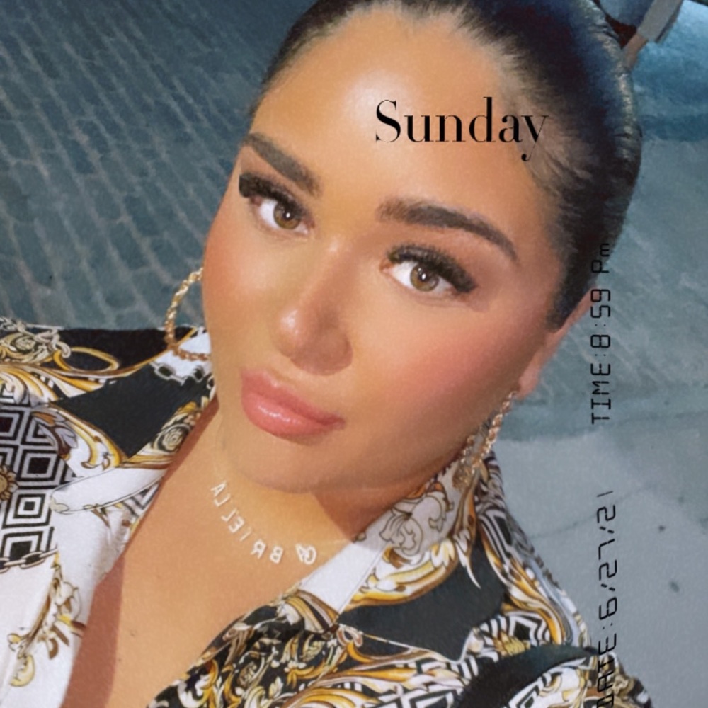 Meet your Posher, Gabriella